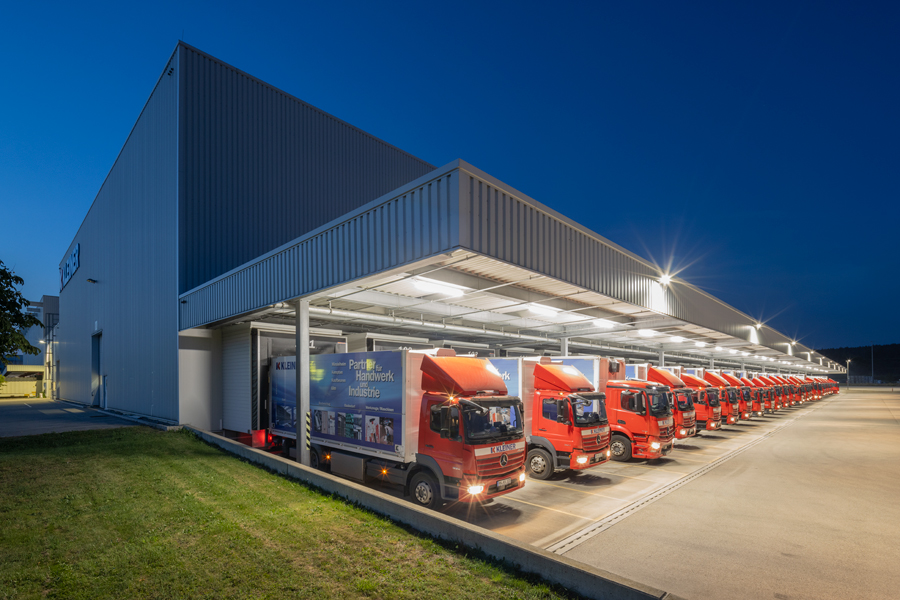 Logistik - Service rund um die Uhr Logistik - Service rund um die Uhr